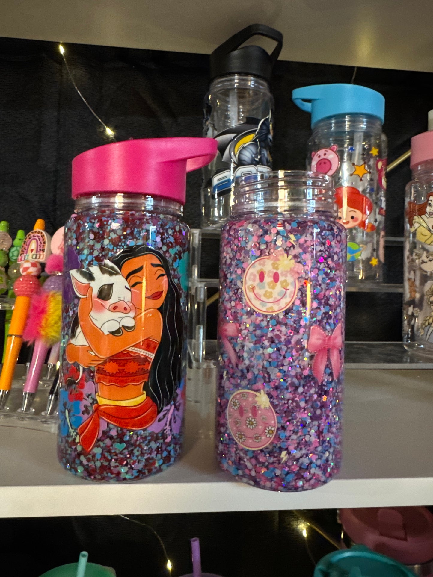 10 oz plastic snowglobe water bottle