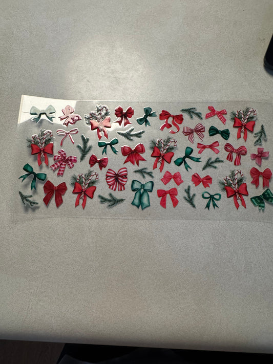 Christmas bows with holly